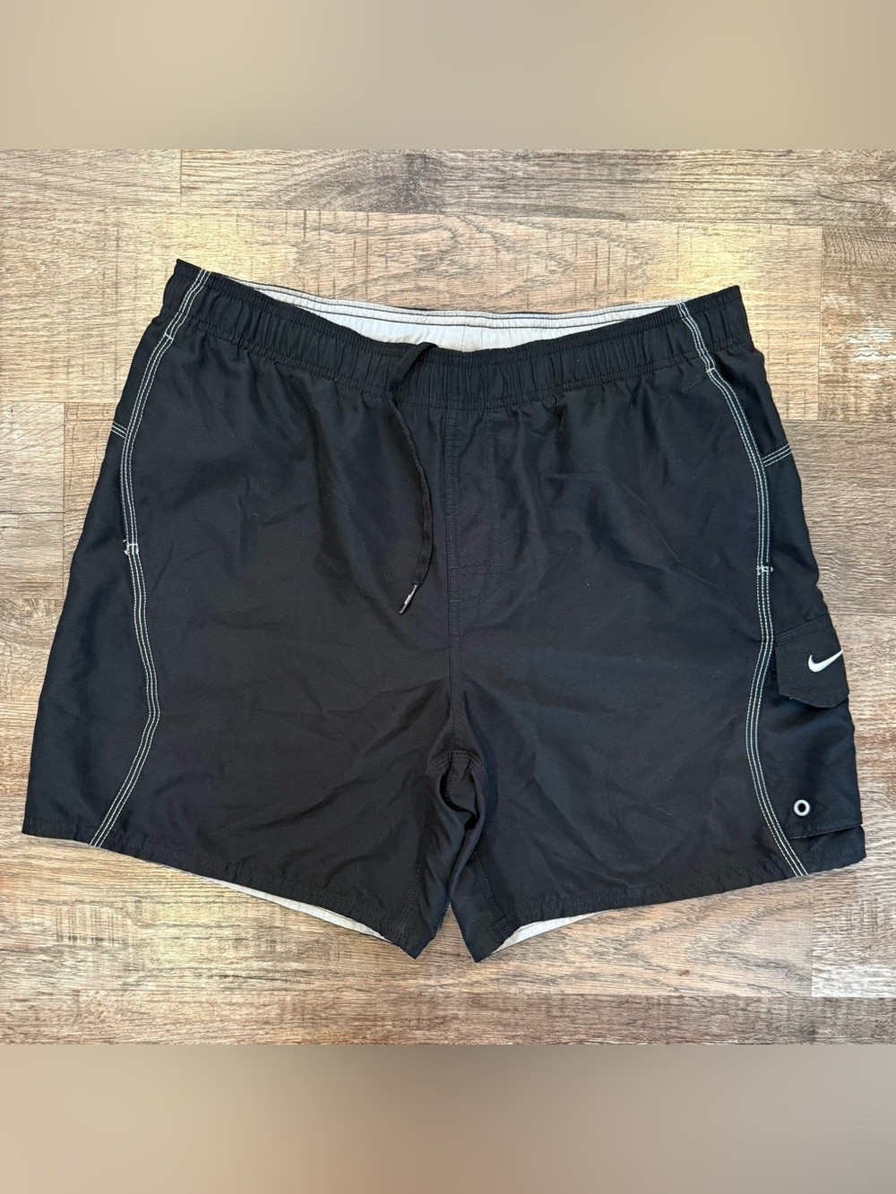 Nike Mens Black Swim Trunks Cargo Pocket Lined Drawstring Embroidered Logo Large